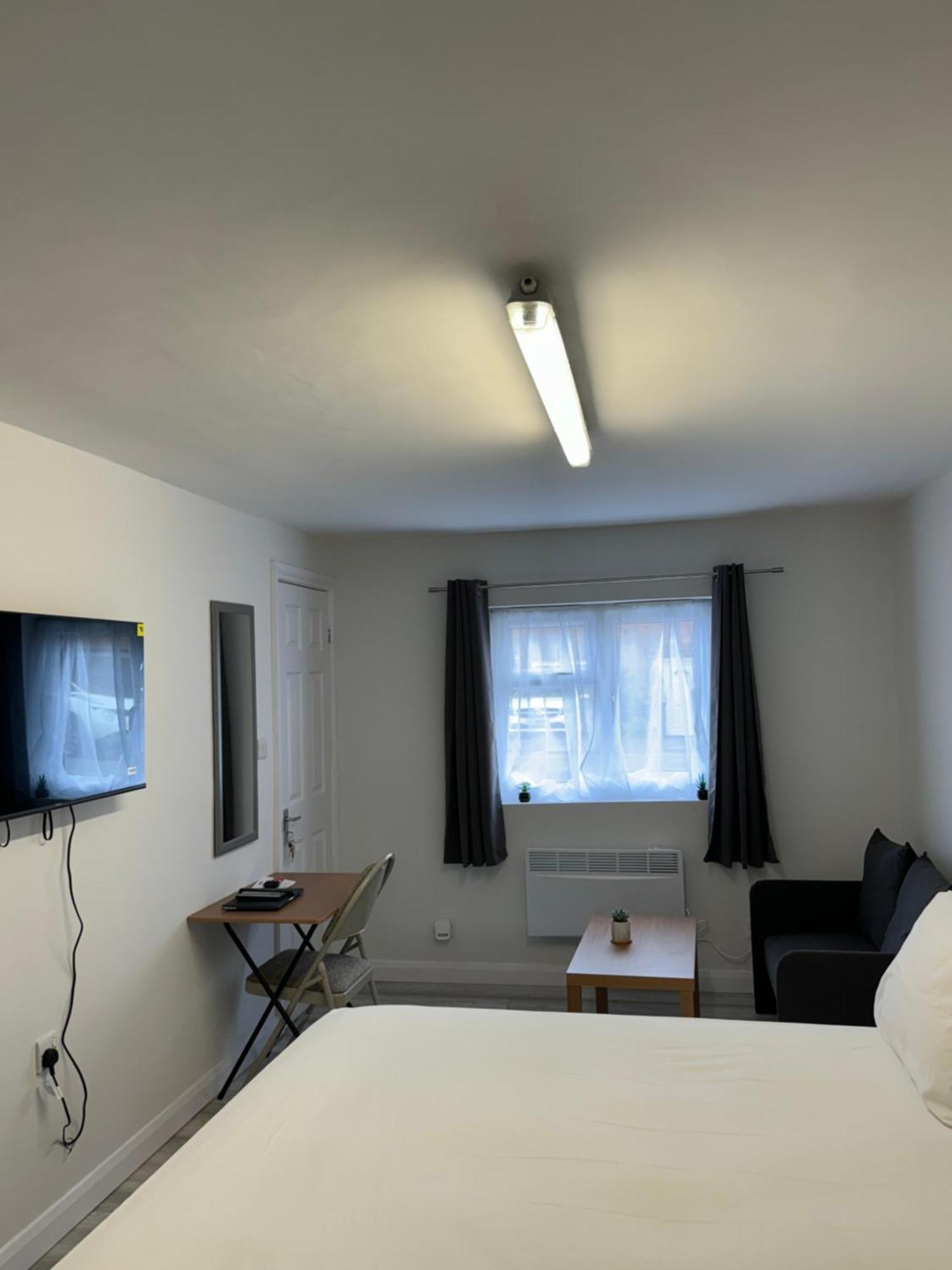 Thamesmead  Posh Executive Studio London מראה חיצוני תמונה